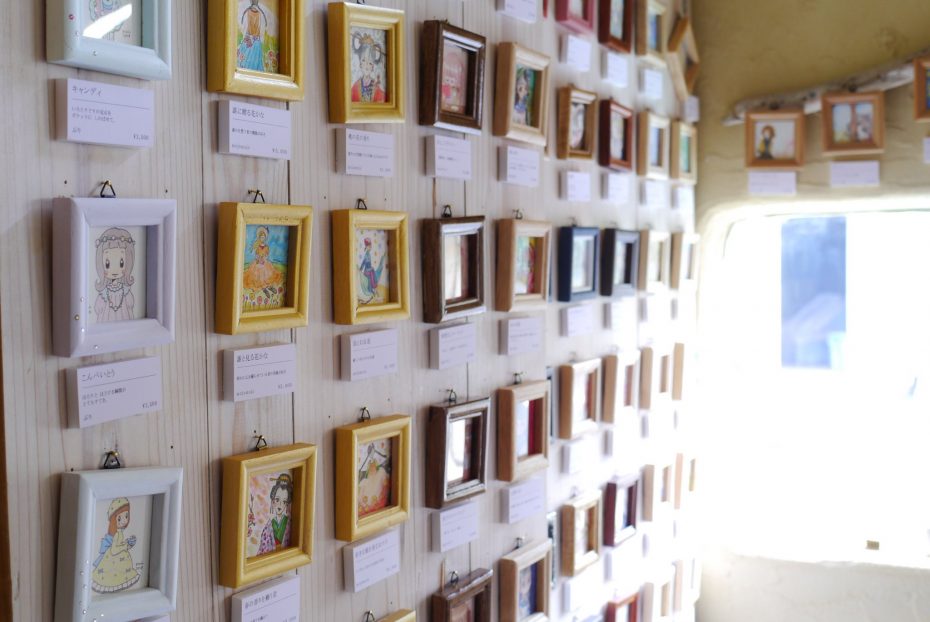 女の子のミニ原画展　展示スペースイメージ