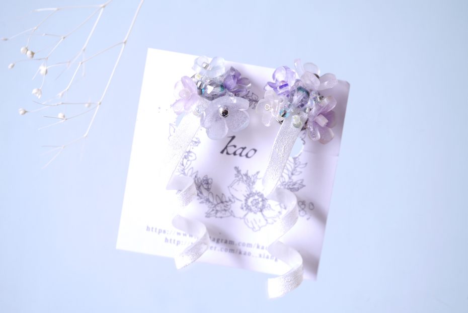 繊細お花のイヤリング＆ブローチ  [ kao ]