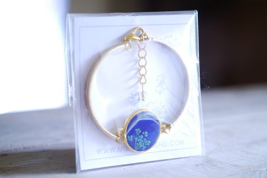 『青』のブレスレット、ピアス、指輪 [ mizuirokasho ]