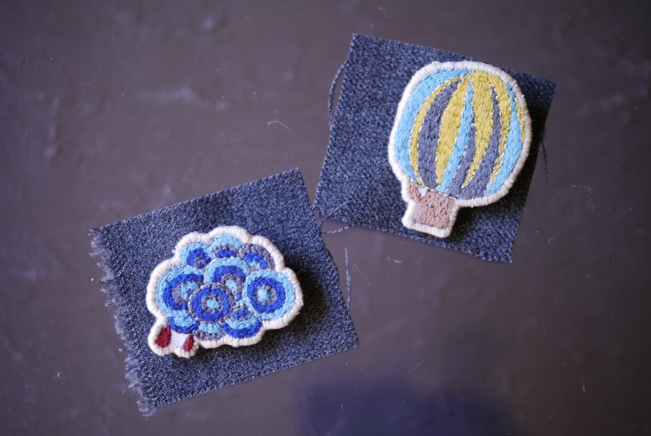 飾っても可愛い刺繍ブローチ [ emi ]