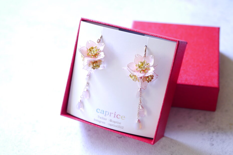 caprice 桜の花束イヤリング