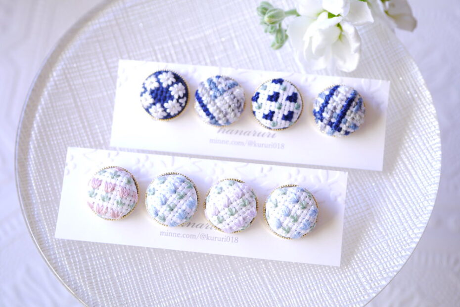 hanaruri*さん くるみボタンの刺繍イヤリングとピアスのご紹介
