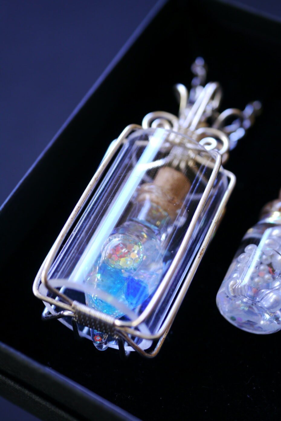Maia Polarisさん　雪の結晶＆薔薇リングとポーションケージネックレスのご紹介