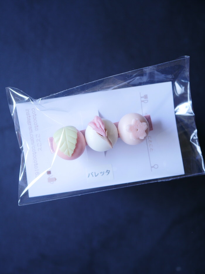 cotocotoさん　桜餅アクセサリーのご紹介
