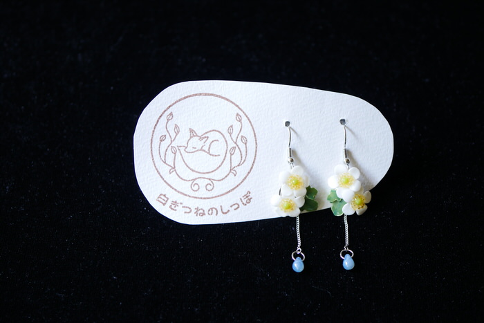 白ぎつねさん　菊晴れピアス＆チョーカーのご紹介