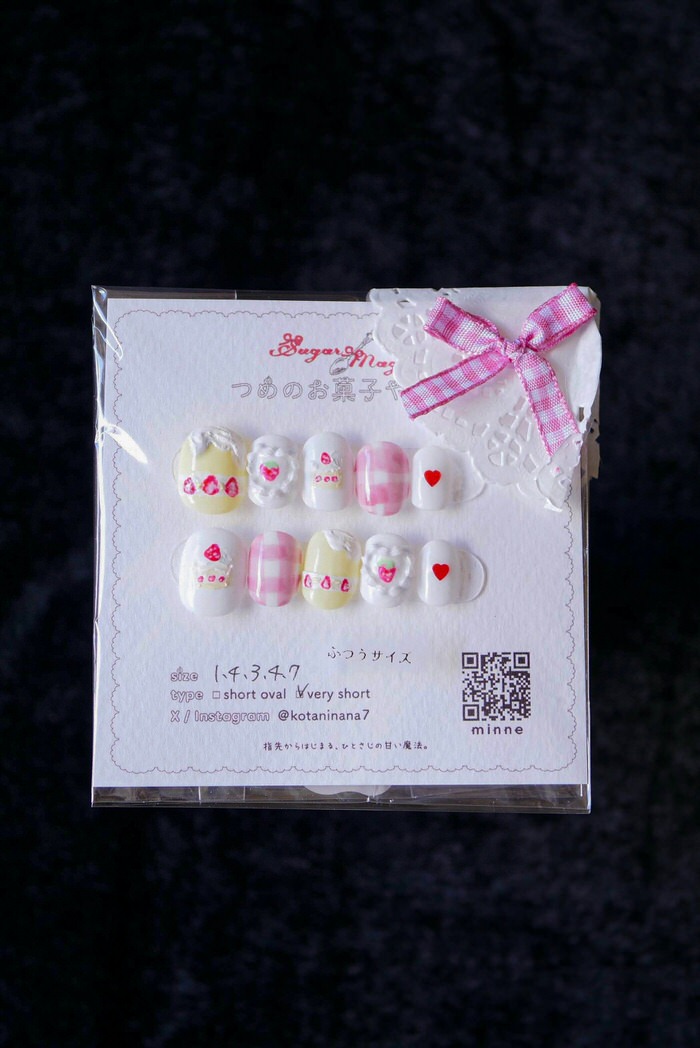 つめのお菓子やさん ネイルチップのご紹介