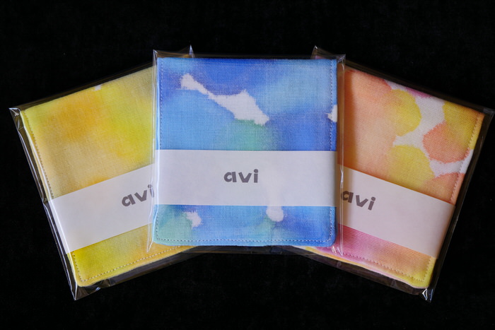 aviさん 手染めのミニガーゼハンカチのご紹介